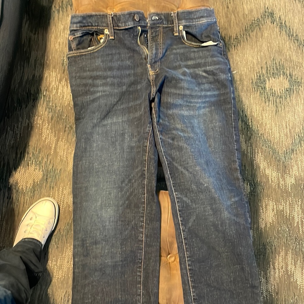 Lucky Brand 221 Straight Jean